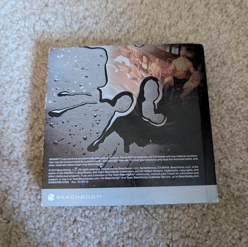 Beachbody Insanity Meal Plan Book & DVD Set - Picture 7 of 10